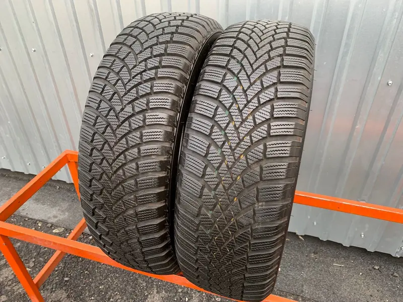 Пара б/у шин 195/65 R15 Bridgestone Blizzak LM-005