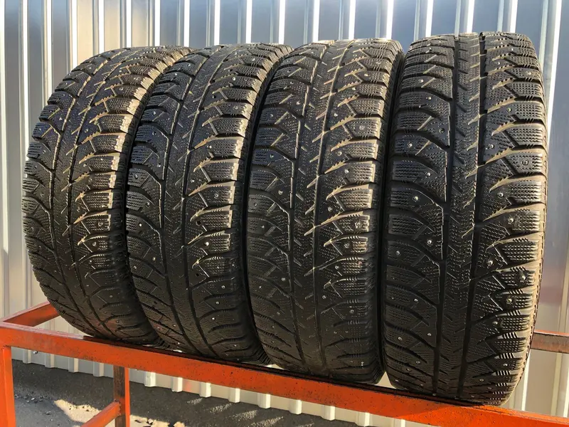 Комплект б/у шин 195/65 R15 Bridgestone Ice Cruiser 7000