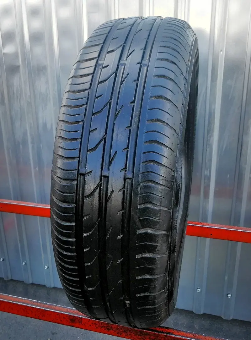 Б/у шина 195/65 R15 Continental ContiPremiumContact 2