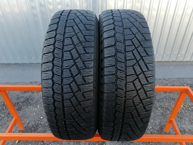 Пара б/у шин 195/65 R15 Continental ContiVikingContact 5