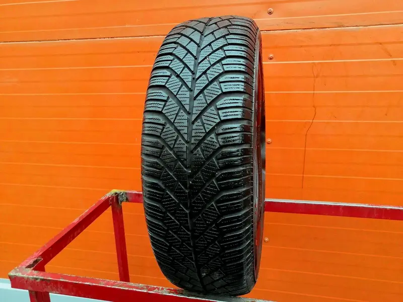 Б/у шина 195/65 R15 Continental ContiWinterContact TS 830