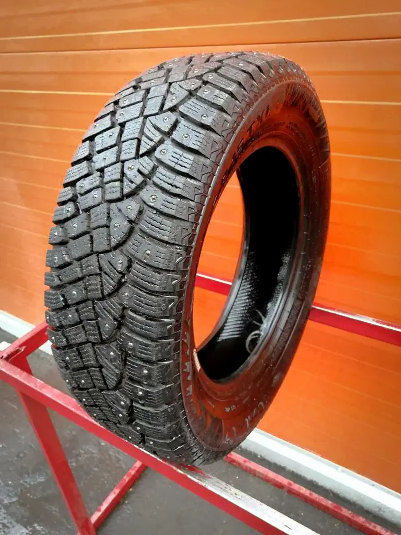 Б/у шина 195/65 R15 Continental IceContact 2
