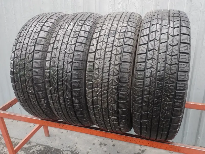 Комплект б/у шин 195/65 R15 Dunlop Graspic DS3