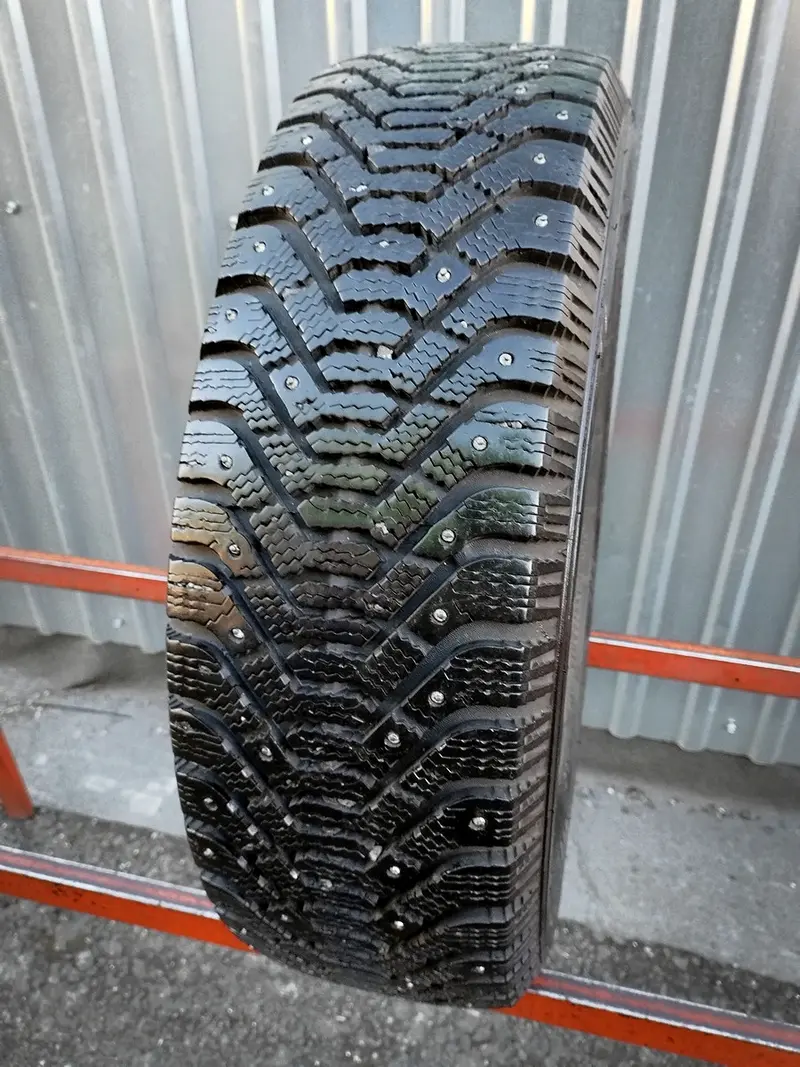 Б/у шина 195/65 R15 Dunlop SP Ice Response, фото 1