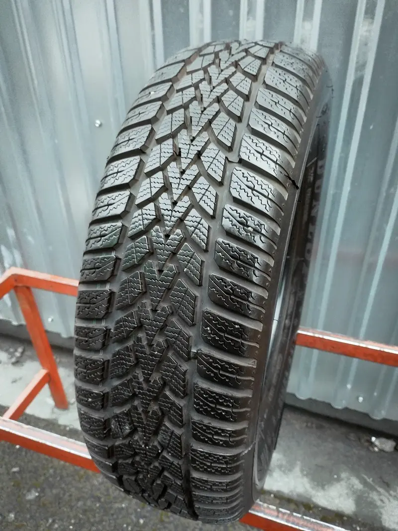 Б/у шина 195/65 R15 Dunlop SP Winter Response 2