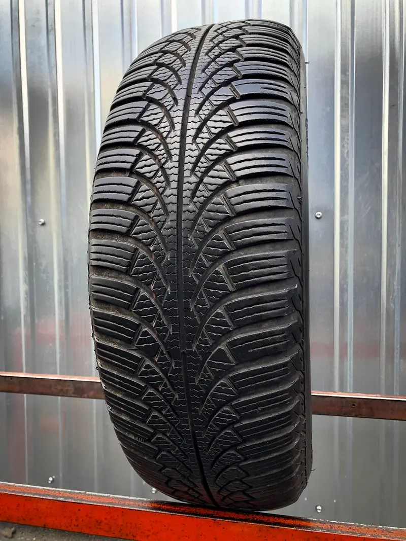 Б/у шина 195/65 R15 ESA-Tecar Super Grip 9