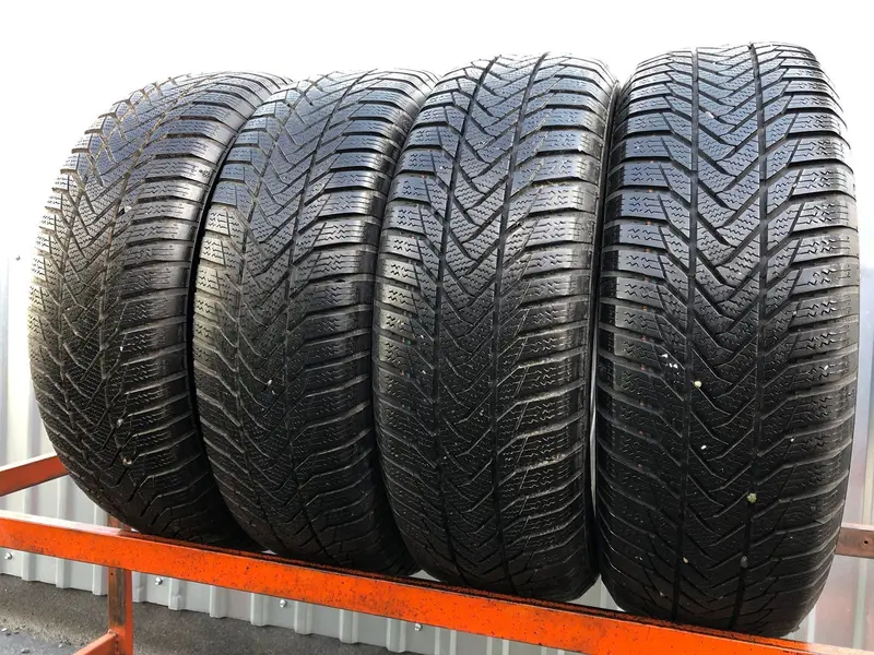 Комплект б/у шин 195/65 R15 ESA-Tecar Super Grip PRO