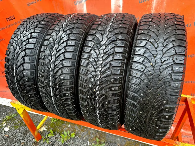 Комплект б/у шин 195/65 R15 Formula Ice