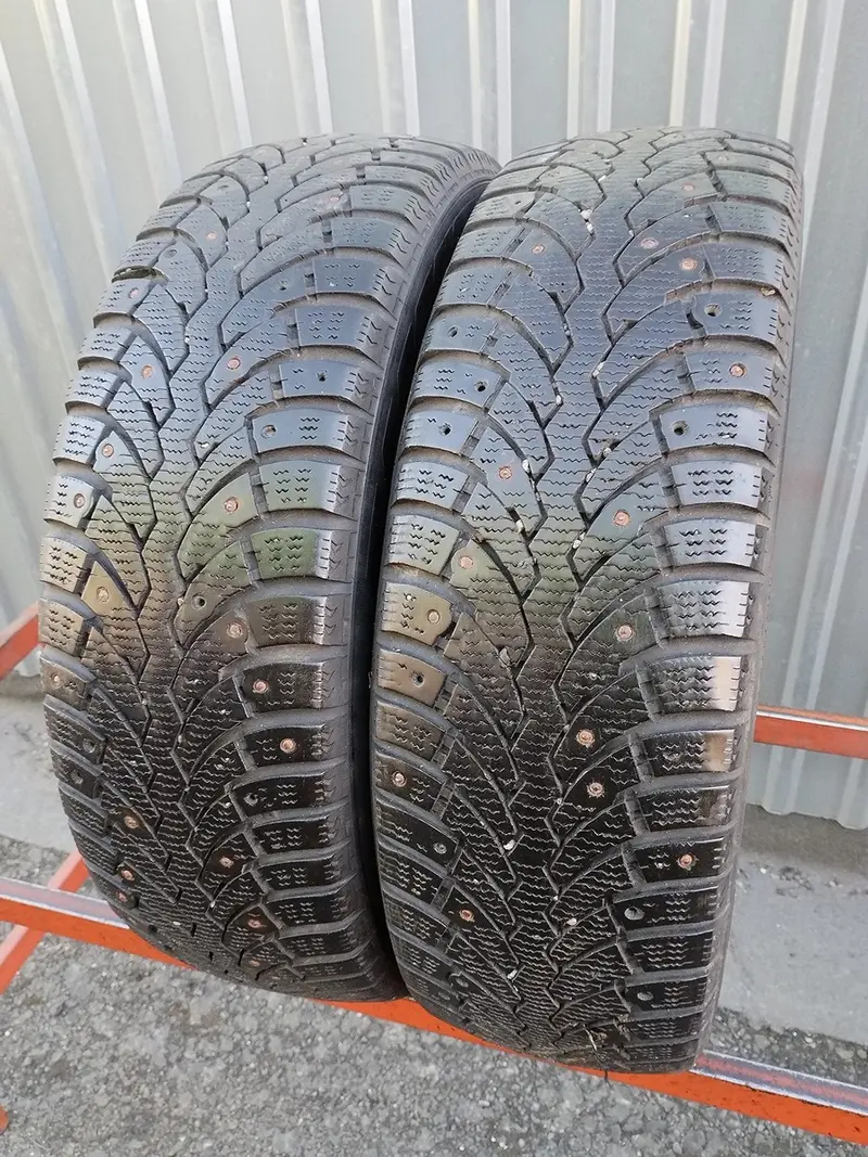 Пара б/у шин 195/65 R15 Formula Ice, фото 1