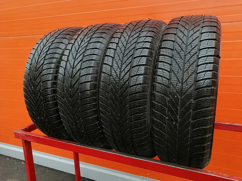 Комплект б/у шин 195/65 R15 Gislaved Euro Frost 5
