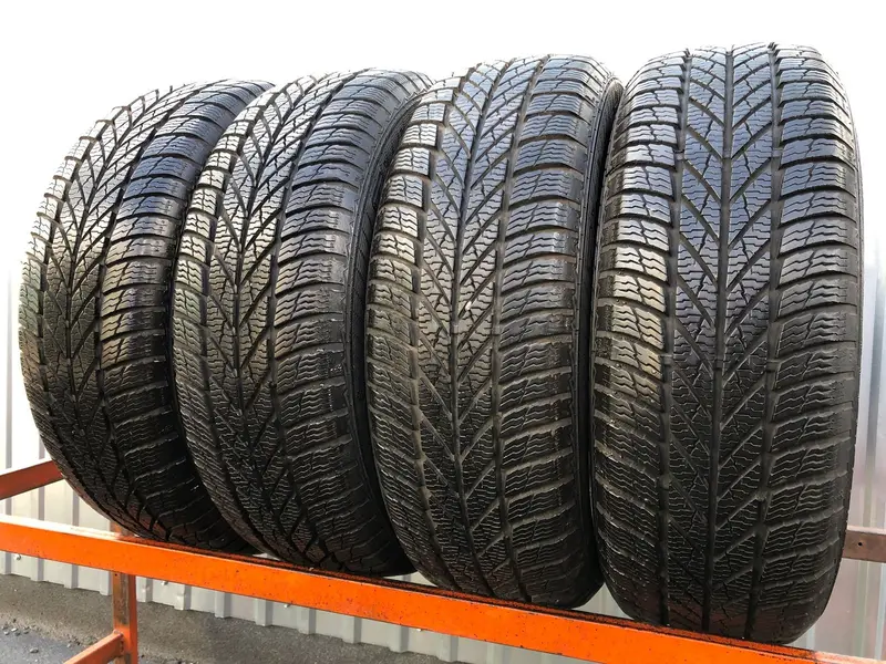Комплект б/у шин 195/65 R15 Gislaved Euro Frost 5