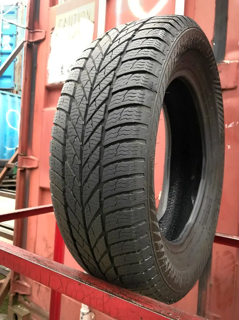 Б/у шина 195/65 R15 Gislaved Euro Frost 5