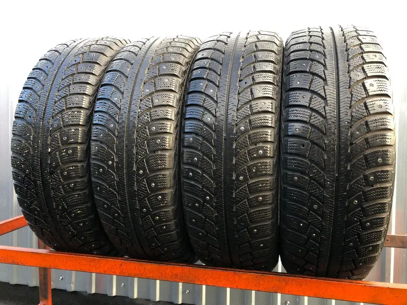Комплект б/у шин 195/65 R15 Gislaved Nord Frost 5