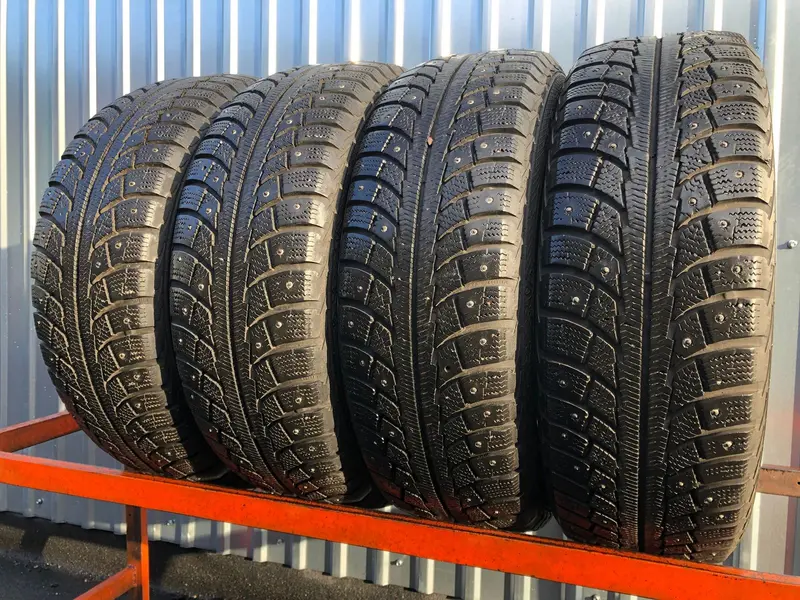 Комплект б/у шин 195/65 R15 Gislaved Nord Frost 5