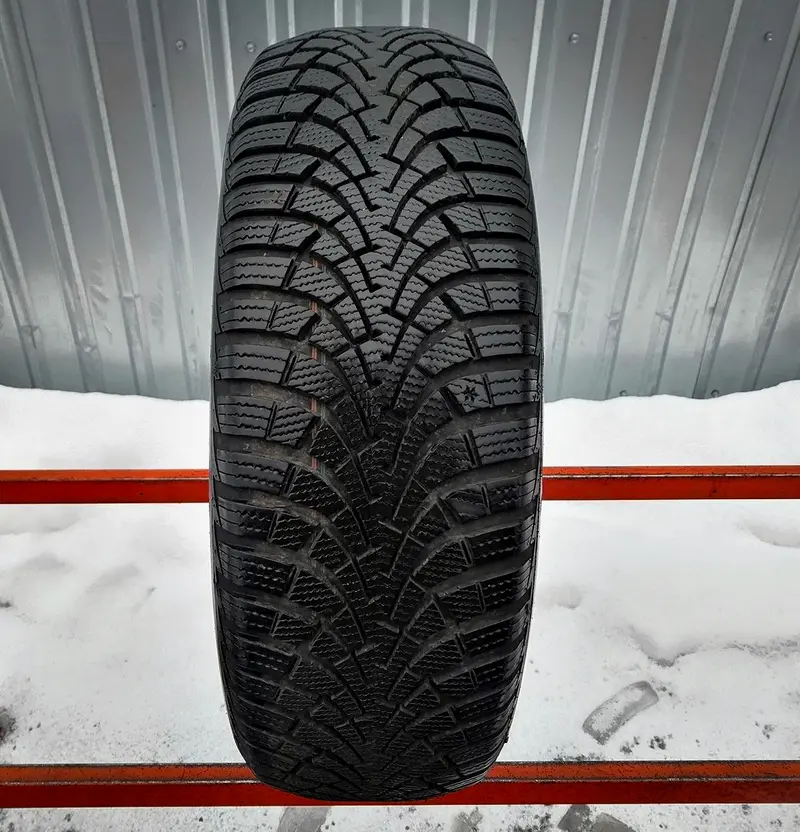 Б/у шина 195/65 R15 Goodyear Ultra Grip 9+