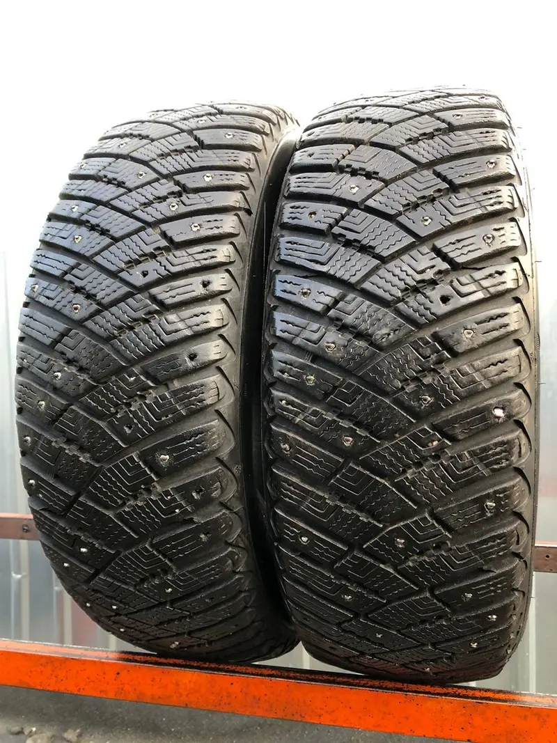 Пара б/у шин 195/65 R15 Goodyear Ultra Grip Ice Arctic