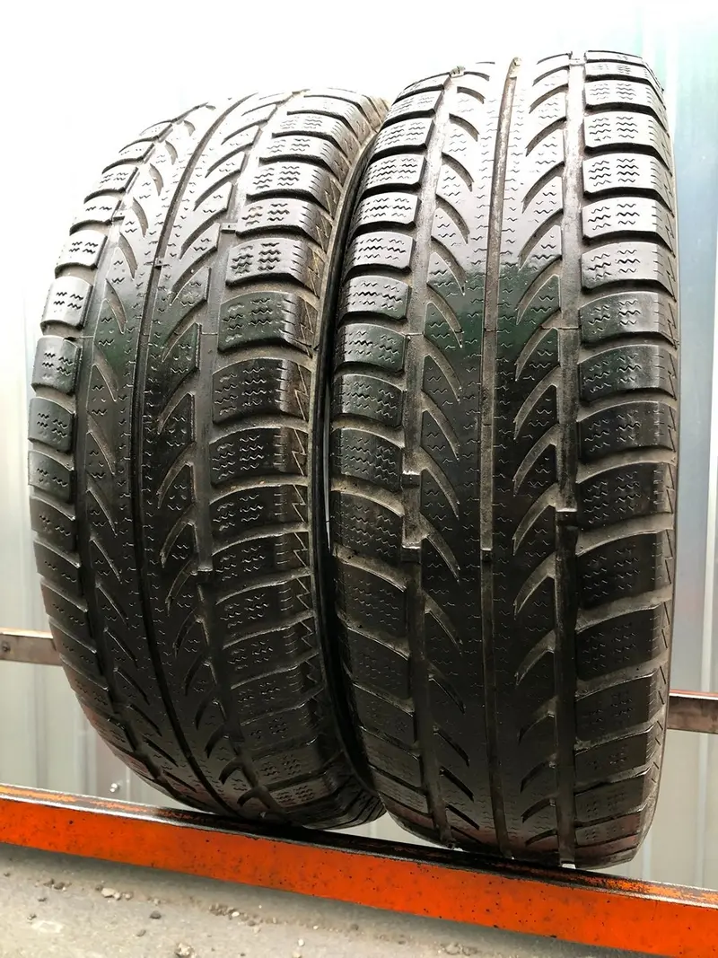 Пара б/у шин 195/65 R15 Hankook Ice Bear W440