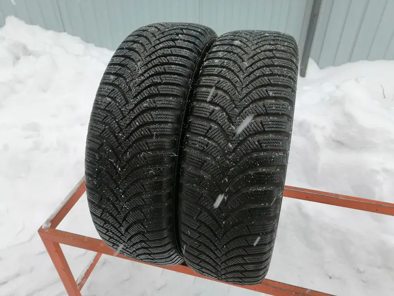 Пара б/у шин 195/65 R15 Hankook Winter I*cept RS2 W452