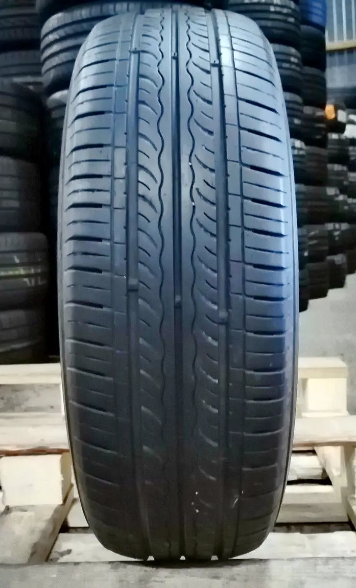 Б/у шина 195/65 R15 Kumho Solus KH 17