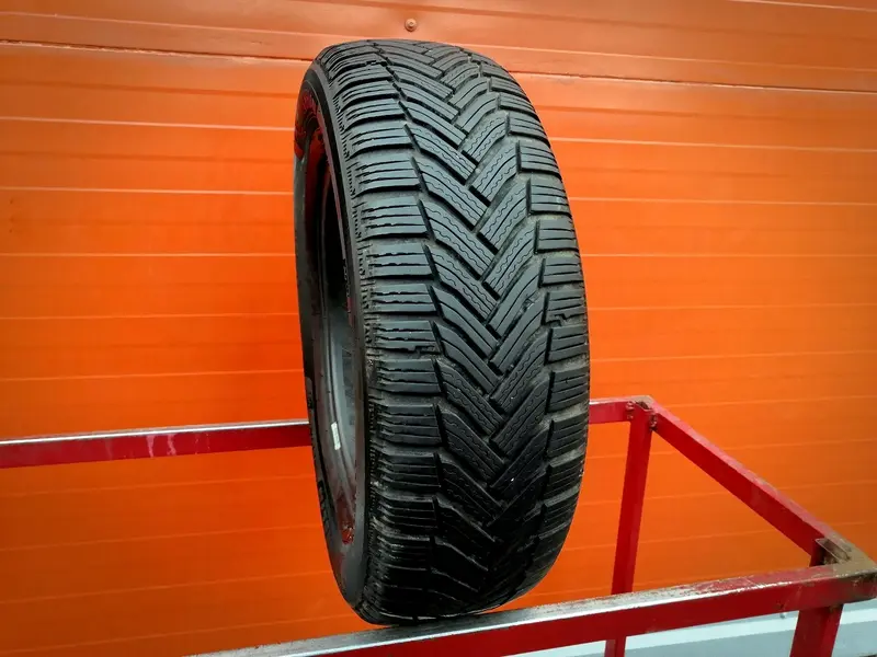 Б/у шина 195/65 R15 Michelin Alpin 6