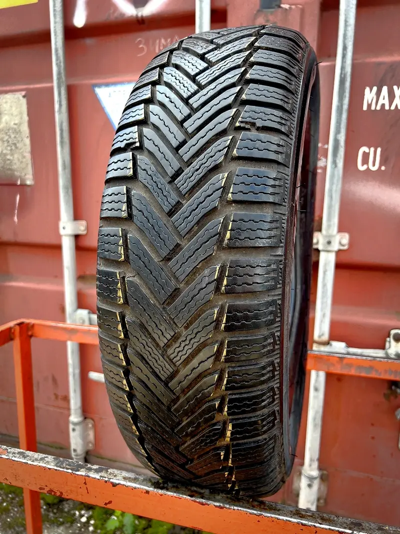 Б/у шина 195/65 R15 Michelin Alpin 6