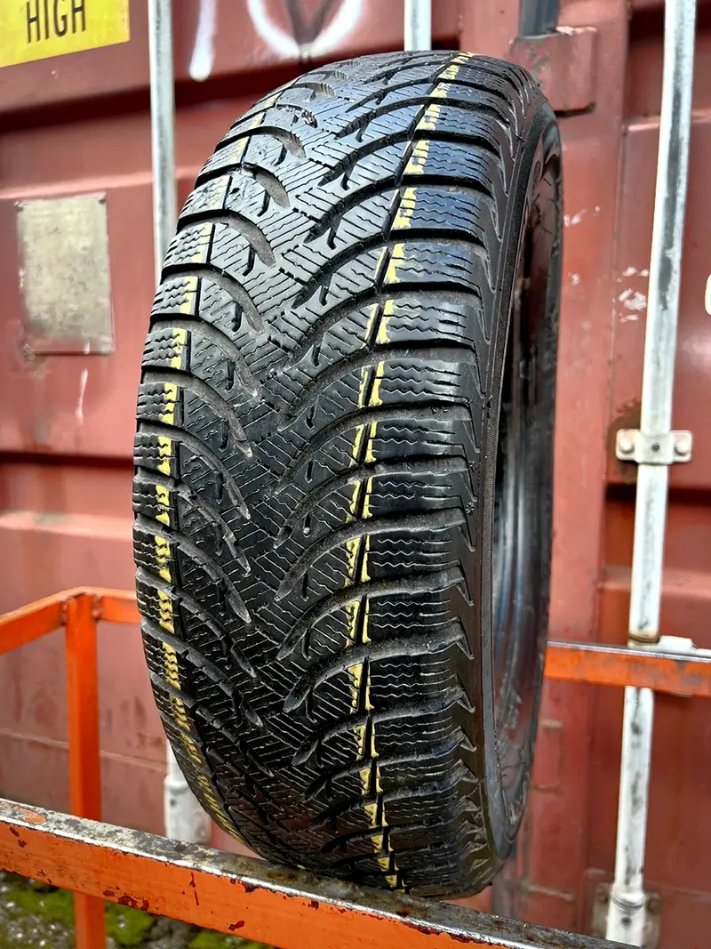 Б/у шина 195/65 R15 Michelin Alpin A4, фото 1