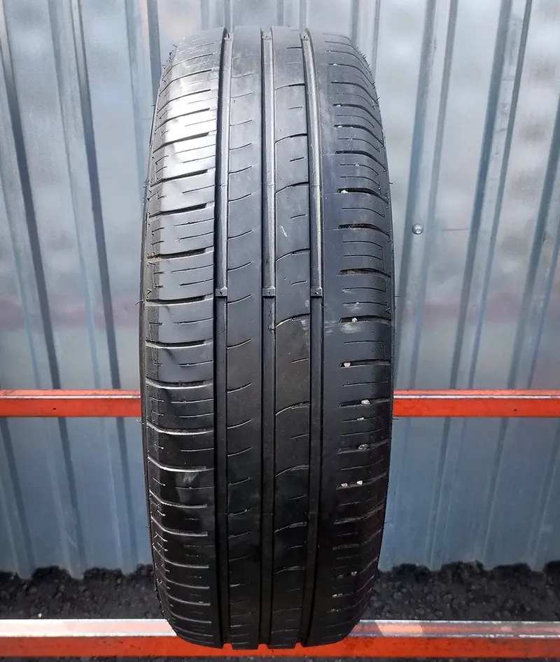 Б/у шина 195/65 R15 Minerva Radial F209