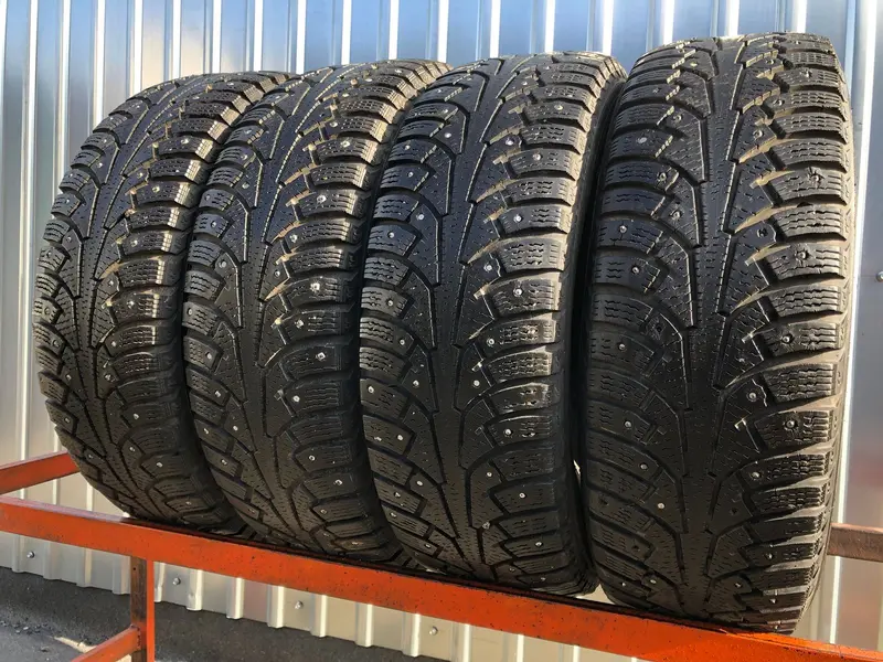 Комплект б/у шин 195/65 R15 Nokian Hakkapeliitta 5