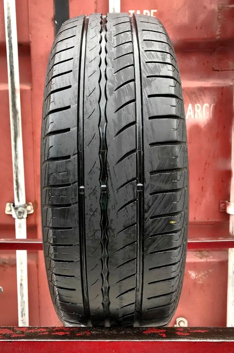 Б/у шина 195/65 R15 Pirelli P 1 Cinturato