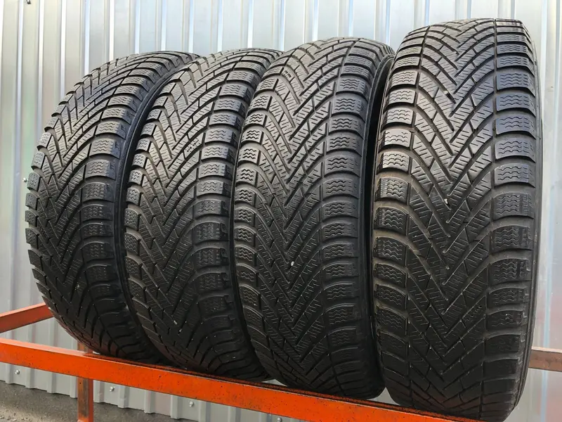 Комплект б/у шин 195/65 R15 Pirelli Winter Cinturato