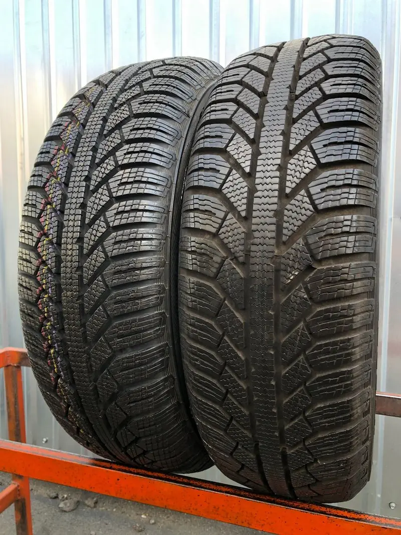 Пара б/у шин 195/65 R15 Semperit Master-Grip 2