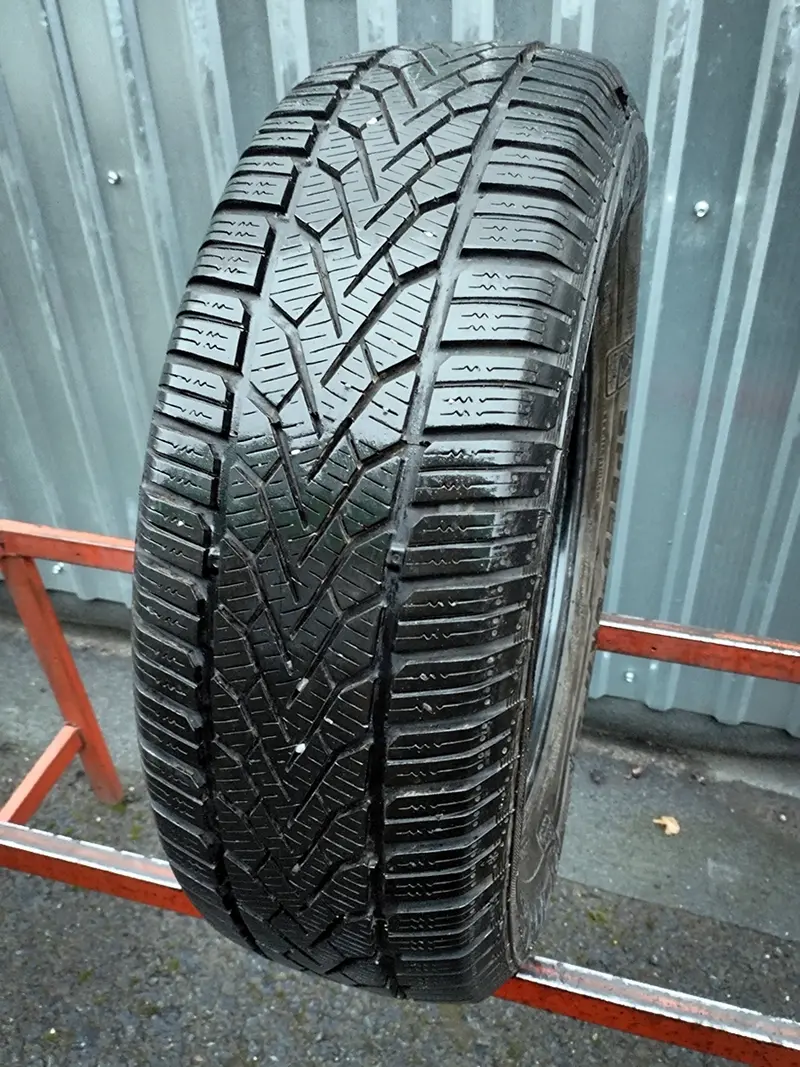 Б/у шина 195/65 R15 Semperit Speed-Grip 2