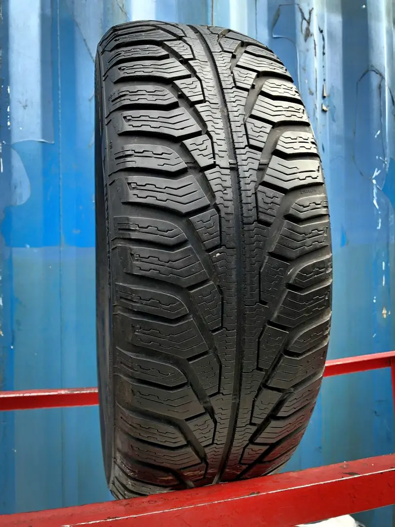 Б/у шина 195/65 R15 Uniroyal MS Plus 77