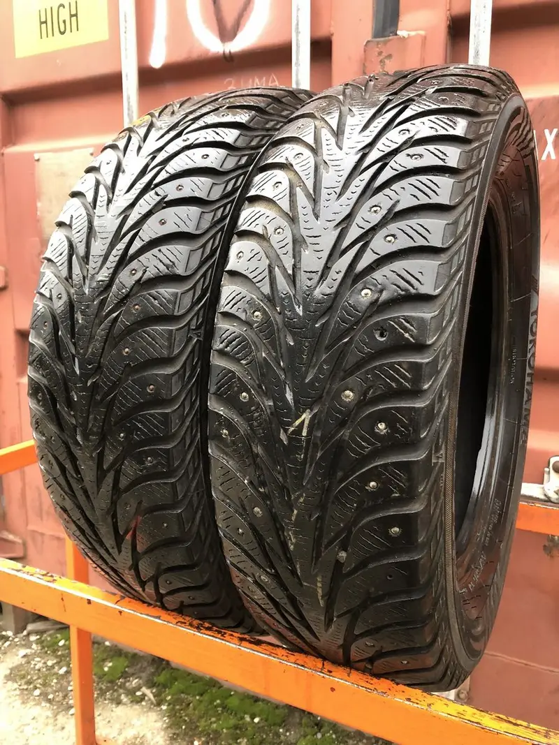 Пара б/у шин 195/65 R15 Yokohama Ice Guard IG35