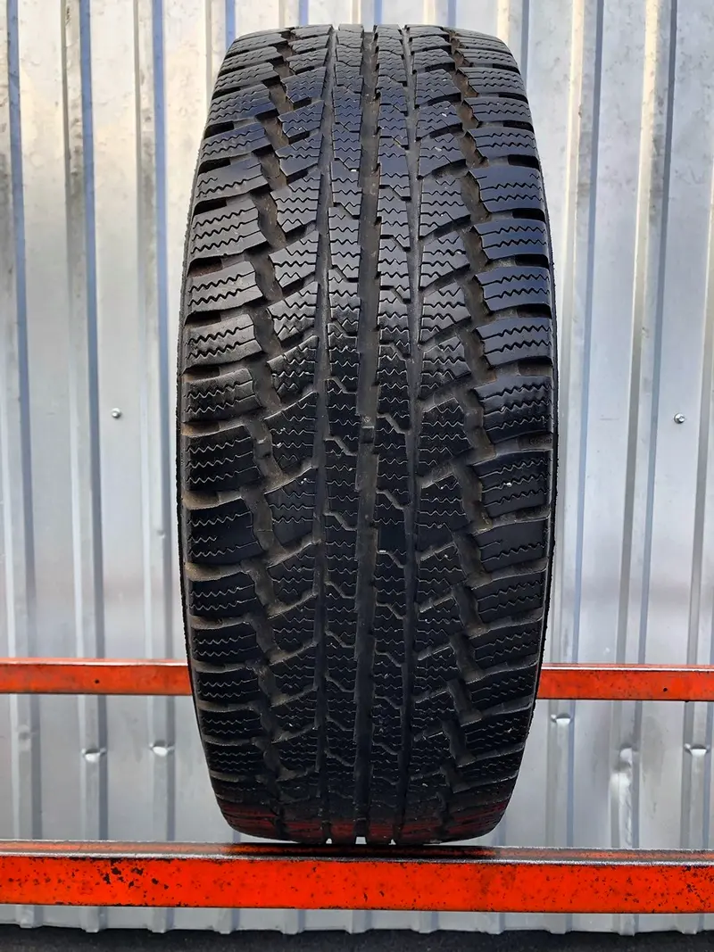 Б/у шина 195/65 R16C Continental VancoWinter