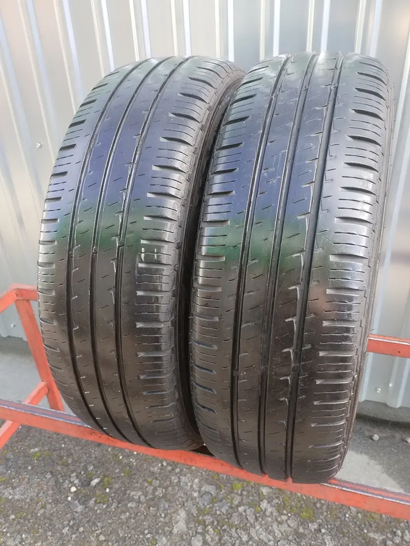 Пара б/у шин 195/65 R16C Hankook Vantra LT RA18