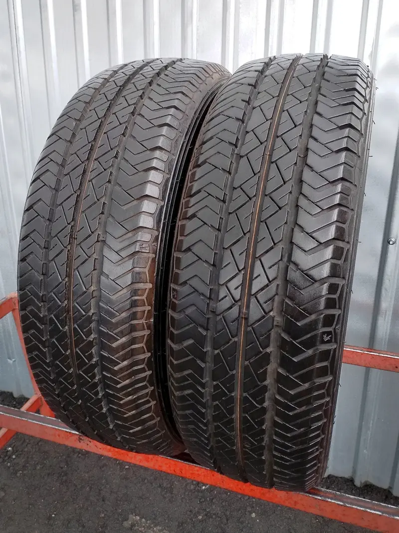 Пара б/у шин 195/65 R16C Nexen CP 321