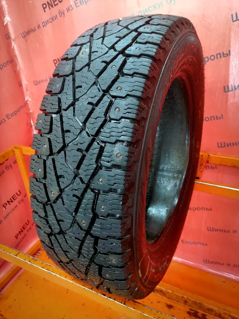 Б/у шина 195/65 R16C Nokian Hakkapeliitta C3