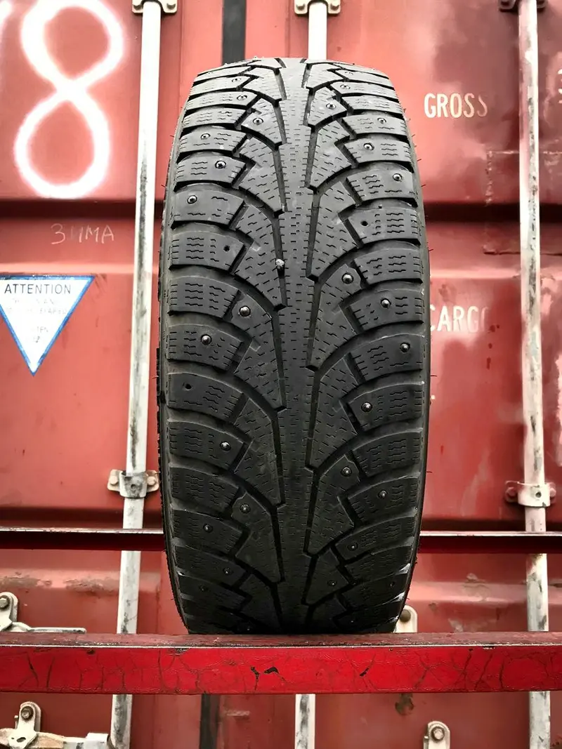 Б/у шина 195/65 R16C Nokian Hakkapeliitta C VAN