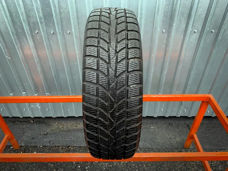 Б/у шина 195/70 R14 Hankook Winter I Cept RS W442, фото 1