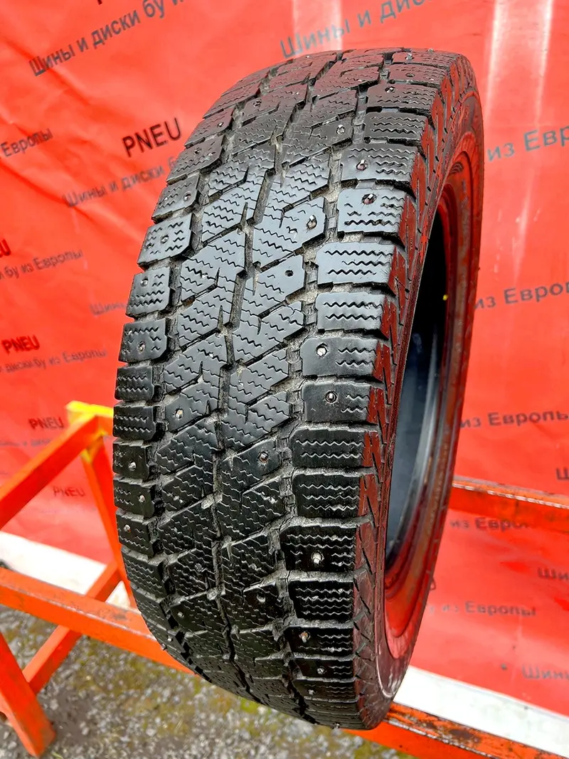Б/у шина 195/70 R15C Continental VancoIceContact