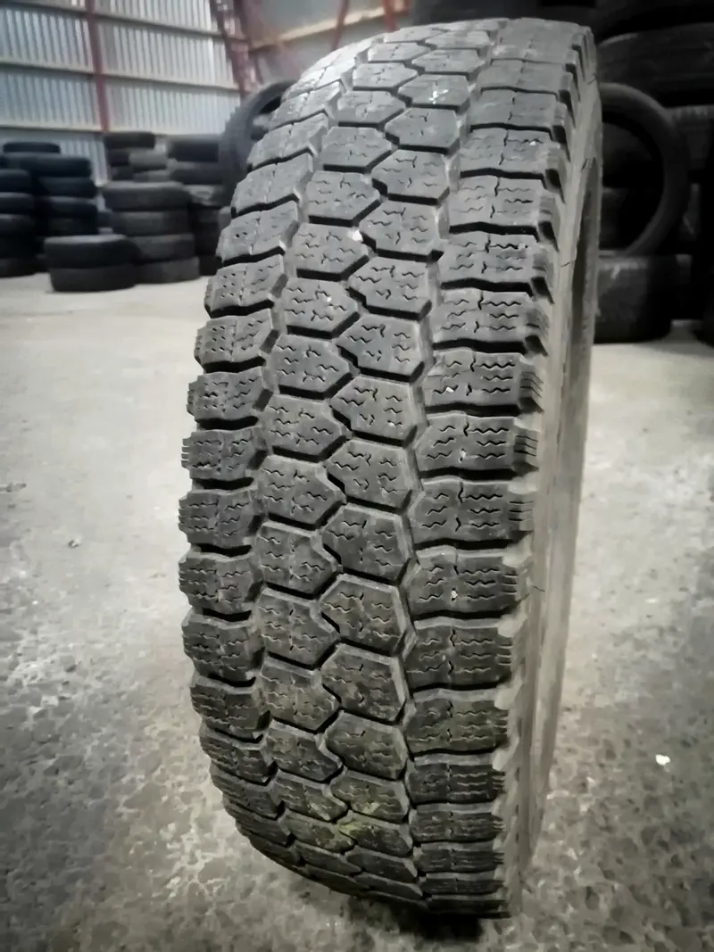 Б/у шина 195/70 R15C Falken S743, фото 1