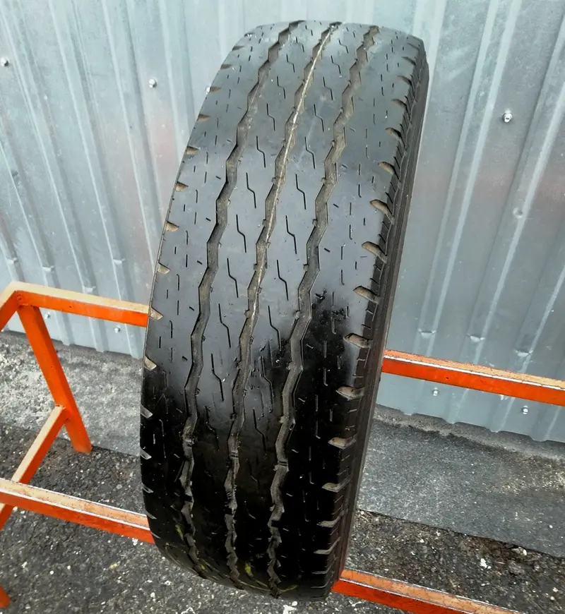 Б/у шина 195/70 R15C Firestone Vanhawk