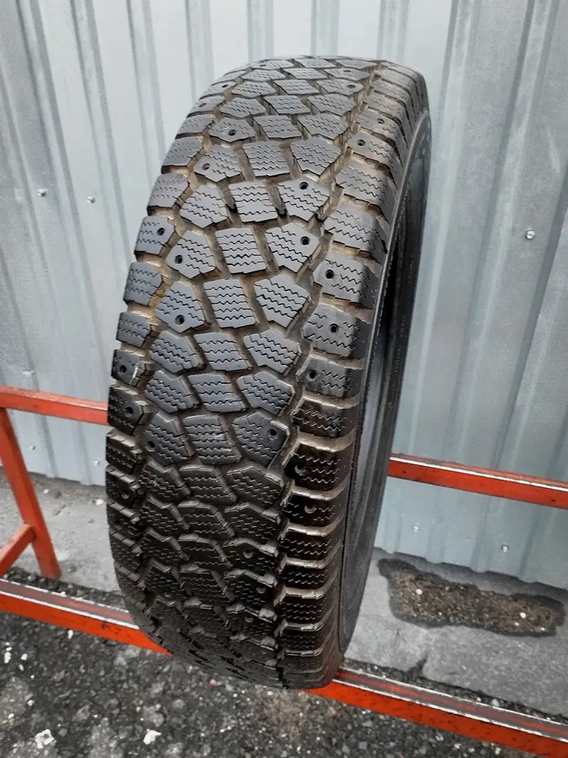 Б/у шина 195/70 R15C Gislaved Nord Frost C