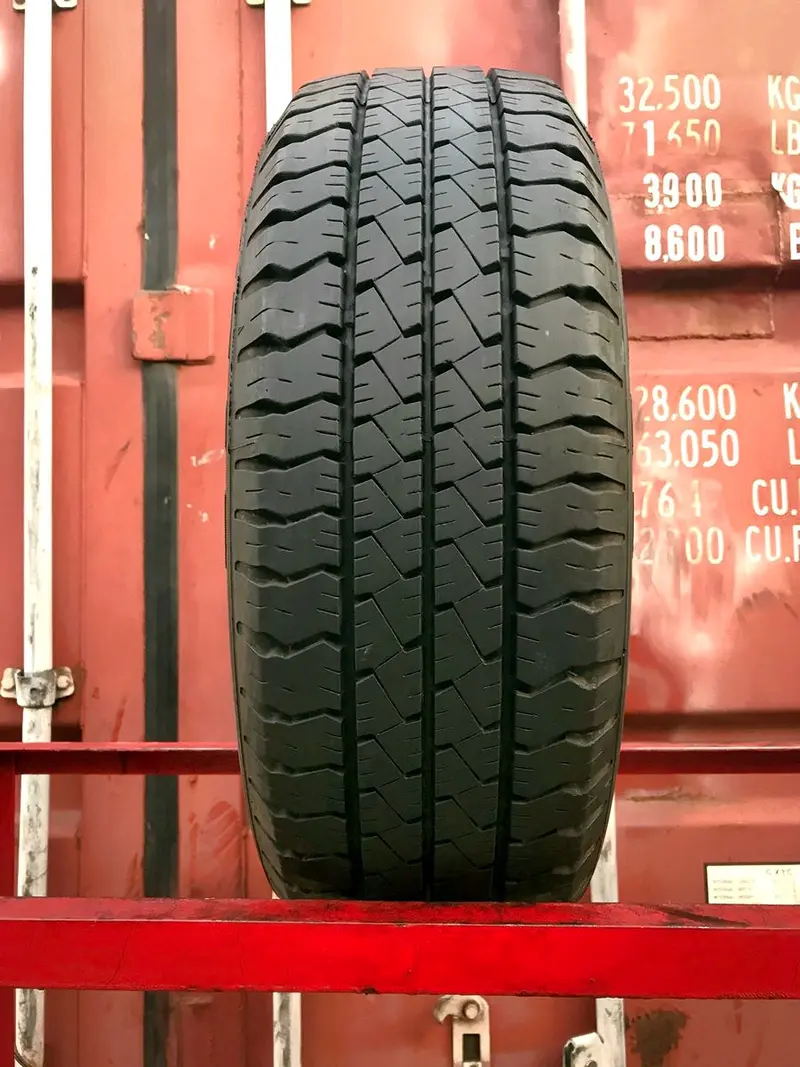 Б/у шина 195/70 R15C Goodyear Cargo G26