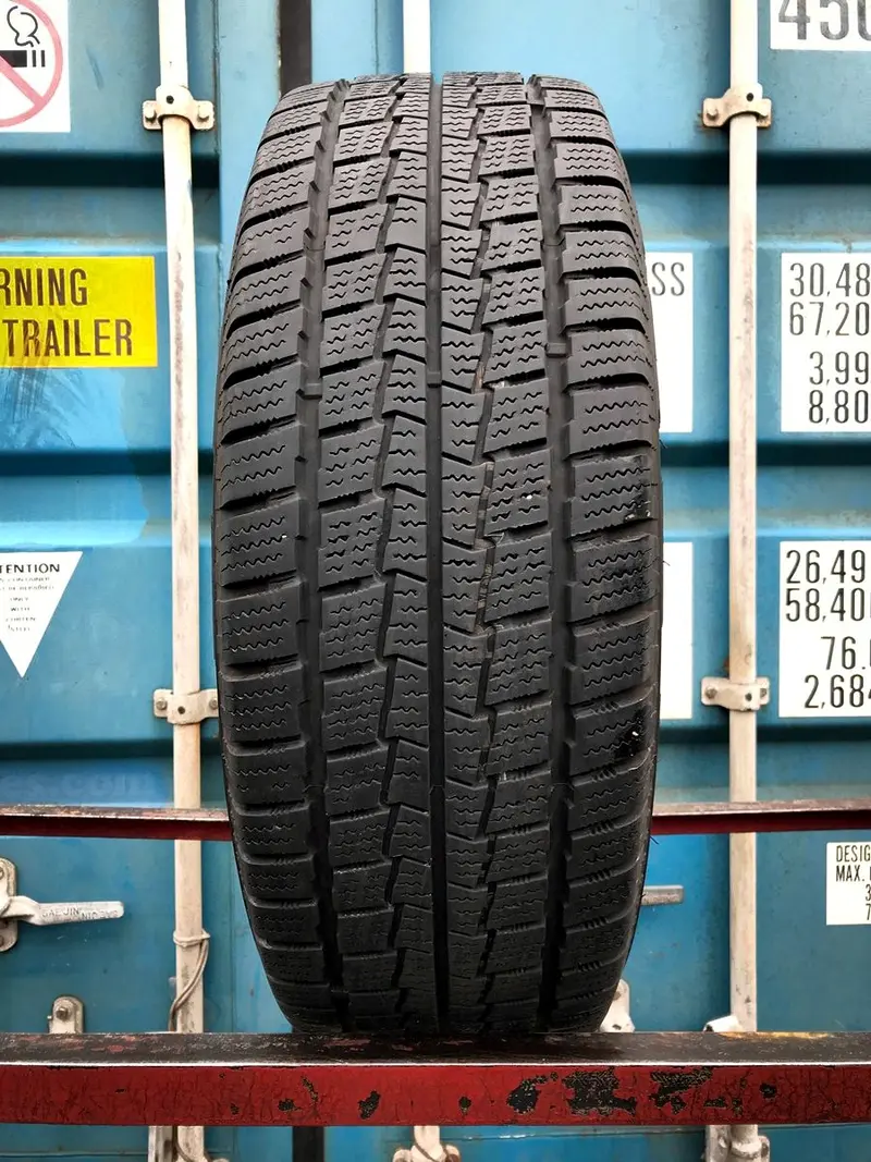 Б/у шина 195/70 R15C Hankook Winter RW06
