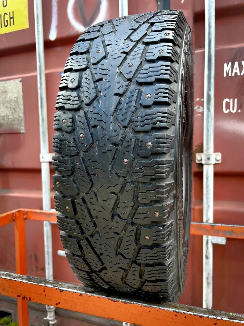 Б/у шина 195/70 R15C Nokian Hakkapeliitta C3, фото 1