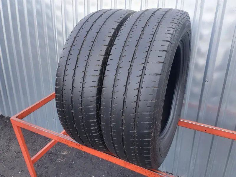 Пара б/у шин 195/70 R15C Semperit Van-life 2