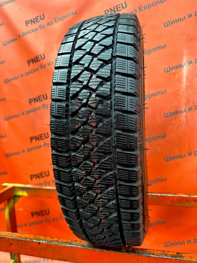 Б/у шина 195/75 R16C Bridgestone Blizzak W810