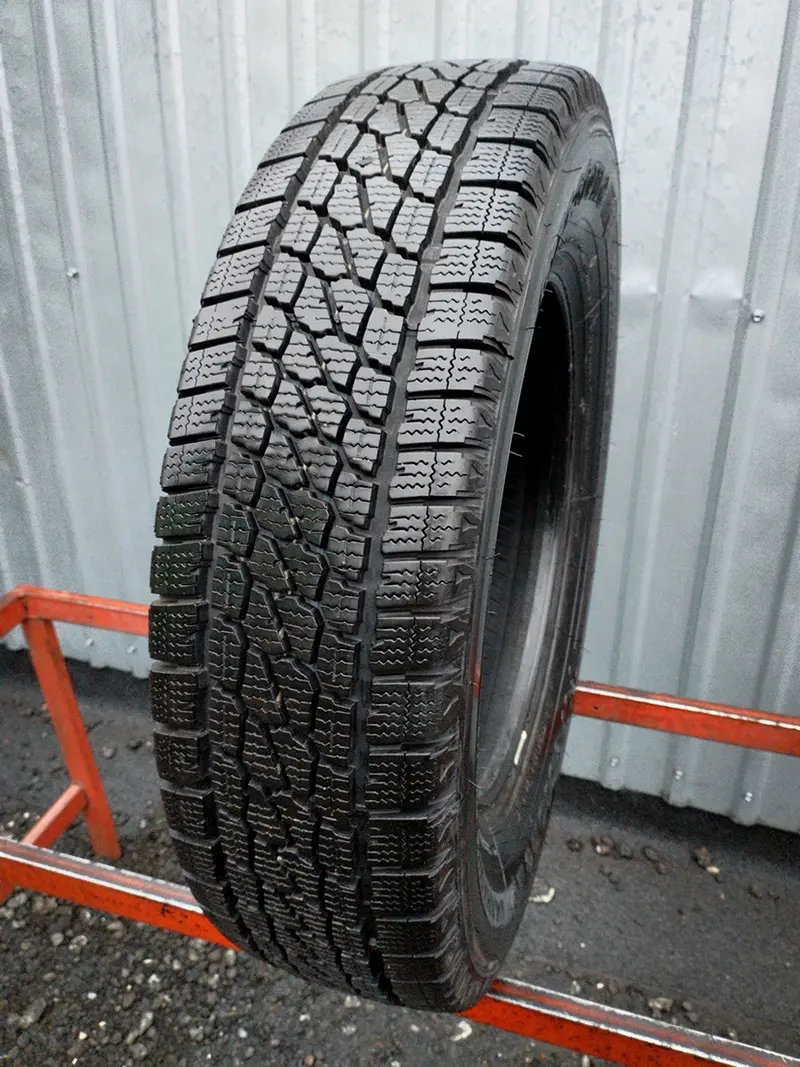 Б/у шина 195/75 R16C Firestone Vanhawk 2 Winter